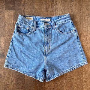 Levi High Loose Short in "Number One" 25